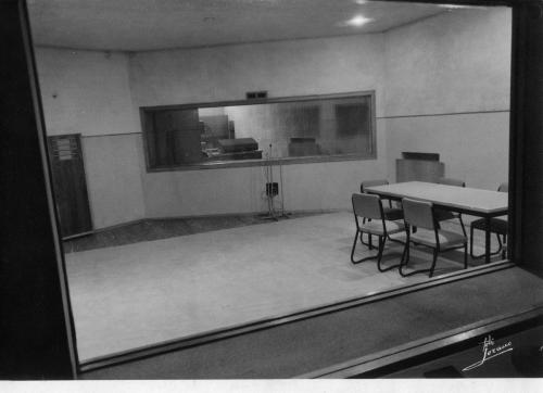 Emisora de Radio - Sala de Grabación